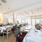 Conventgarten & Restaurant - Direkt Am Nord-ostsee-kanal מלון רנדסבורג