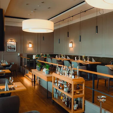 Conventgarten & Restaurant - Direkt Am Nord-ostsee-kanal Rendsburg
