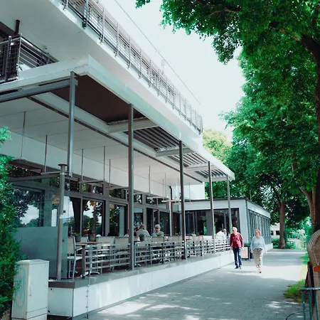 Conventgarten & Restaurant - Am Nord-ostsee-kanal Рендсбург