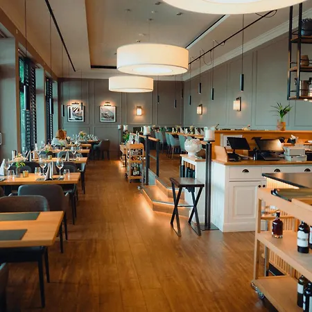 Conventgarten & Restaurant - Direkt Am Nord-ostsee-kanal