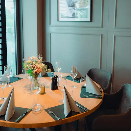Conventgarten & Restaurant - Direkt Am Nord-ostsee-kanal Rendsburg