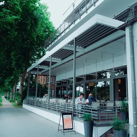 Conventgarten & Restaurant - Direkt Am Nord-ostsee-kanal Szálloda Rendsburg