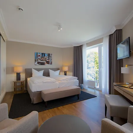 Отель Conventgarten & Restaurant - Am Nord-ostsee-kanal 4*