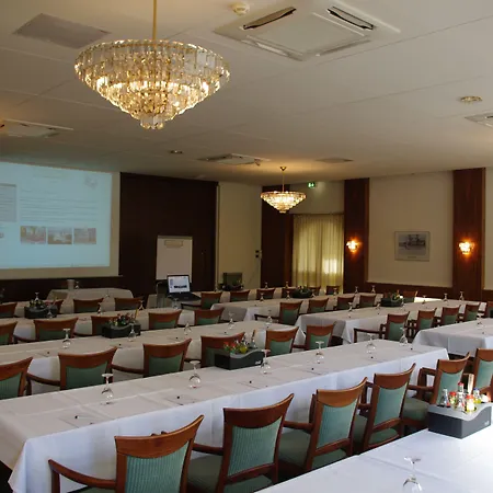 Conventgarten & Restaurant - Direkt Am Nord-ostsee-kanal Szálloda Rendsburg