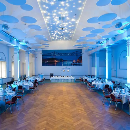 Szálloda Conventgarten & Restaurant - Direkt Am Nord-ostsee-kanal 4*