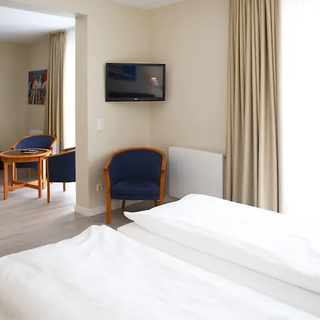 Отель Conventgarten & Restaurant - Am Nord-ostsee-kanal 4*