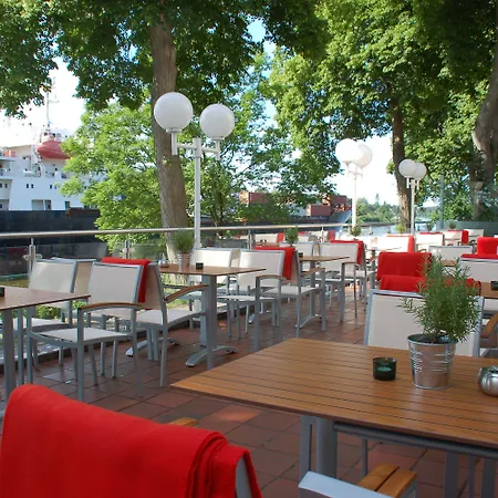 Conventgarten & Restaurant - Direkt Am Nord-ostsee-kanal 4* Rendsburg