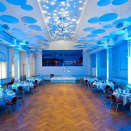 Conventgarten & Restaurant - Direkt Am Nord-ostsee-kanal