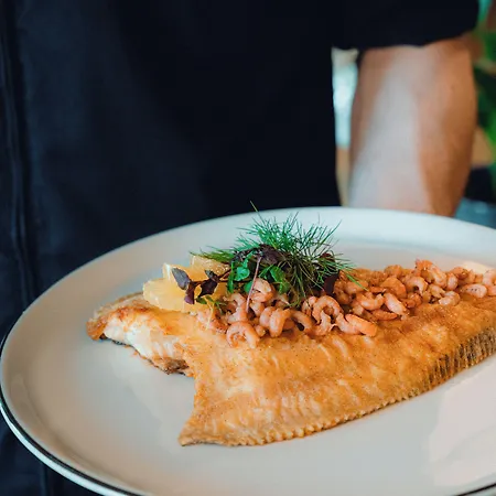 Conventgarten & Restaurant - Direkt Am Nord-ostsee-kanal Rendsburg