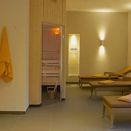 Отель Conventgarten & Restaurant - Am Nord-ostsee-kanal Рендсбург