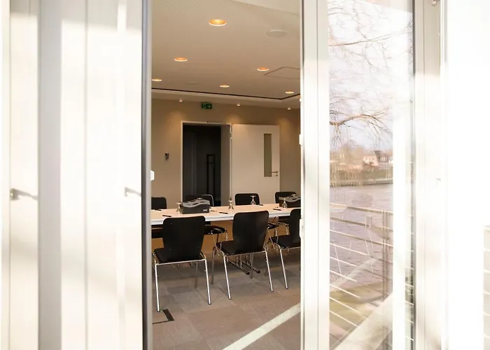 Conventgarten Hotel & Restaurant - Direkt Am Nord-Ostsee-Kanal 4* Rendsborg