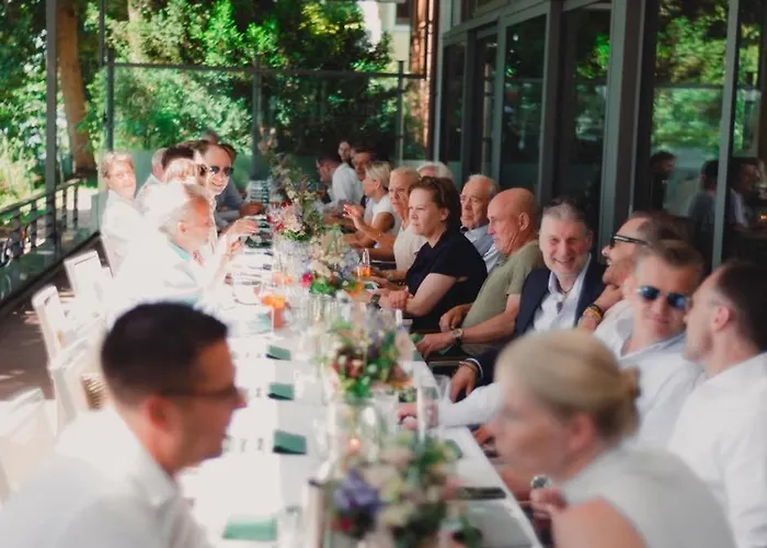 Otel Conventgarten & Restaurant - Direkt Am Nord-ostsee-kanal 4*