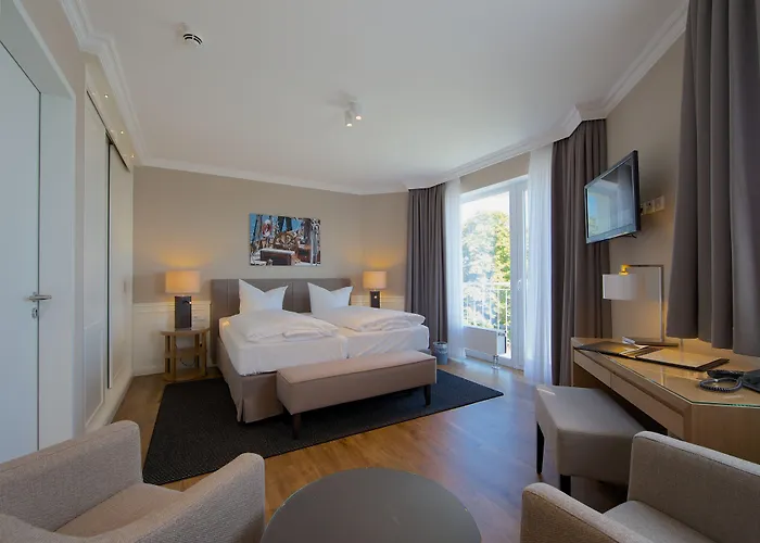 Hotel ConventGarten Hotel&Restaurant - am Nord-Ostsee-Kanal 4*