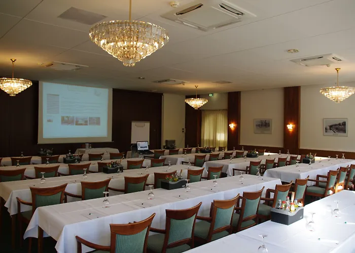 Conventgarten Hotel & Restaurant - Direkt Am Nord-Ostsee-Kanal Hotel Rendsborg