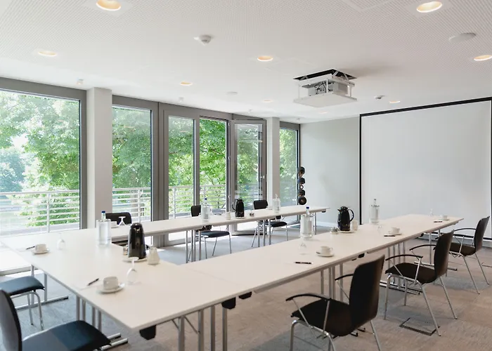 Conventgarten Hotel & Restaurant - Direkt Am Nord-Ostsee-Kanal 4*