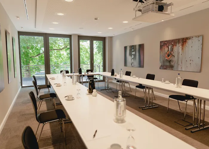 Conventgarten Hotel & Restaurant - Direkt Am Nord-Ostsee-Kanal 4* Rendsborg