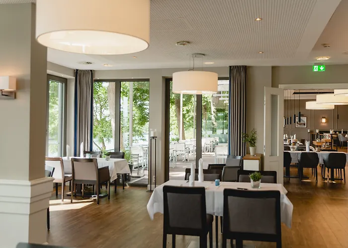 ConventGarten Hotel&Restaurant - am Nord-Ostsee-Kanal 4*