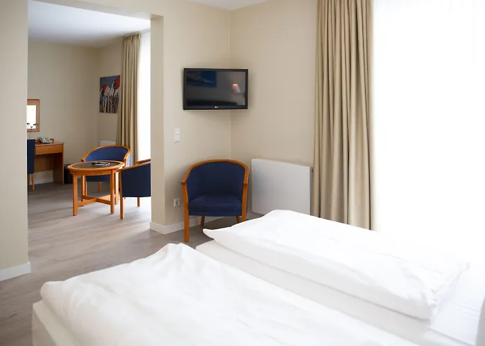 Hotel ConventGarten Hotel&Restaurant - am Nord-Ostsee-Kanal 4*