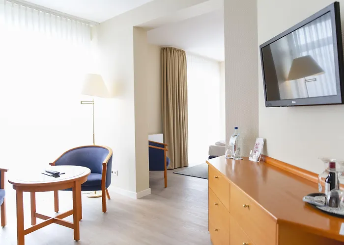 Otel Conventgarten & Restaurant - Direkt Am Nord-ostsee-kanal 4*