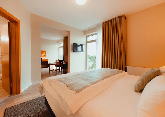 Hotel Conventgarten Hotel & Restaurant - Direkt Am Nord-Ostsee-Kanal