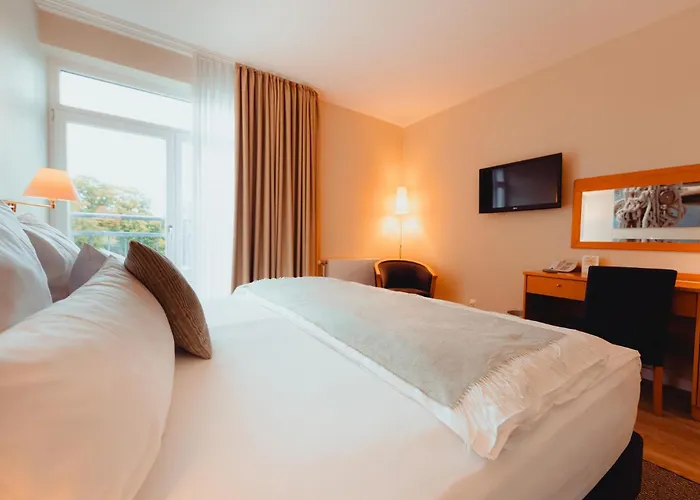 Conventgarten Hotel & Restaurant - Direkt Am Nord-Ostsee-Kanal 4*